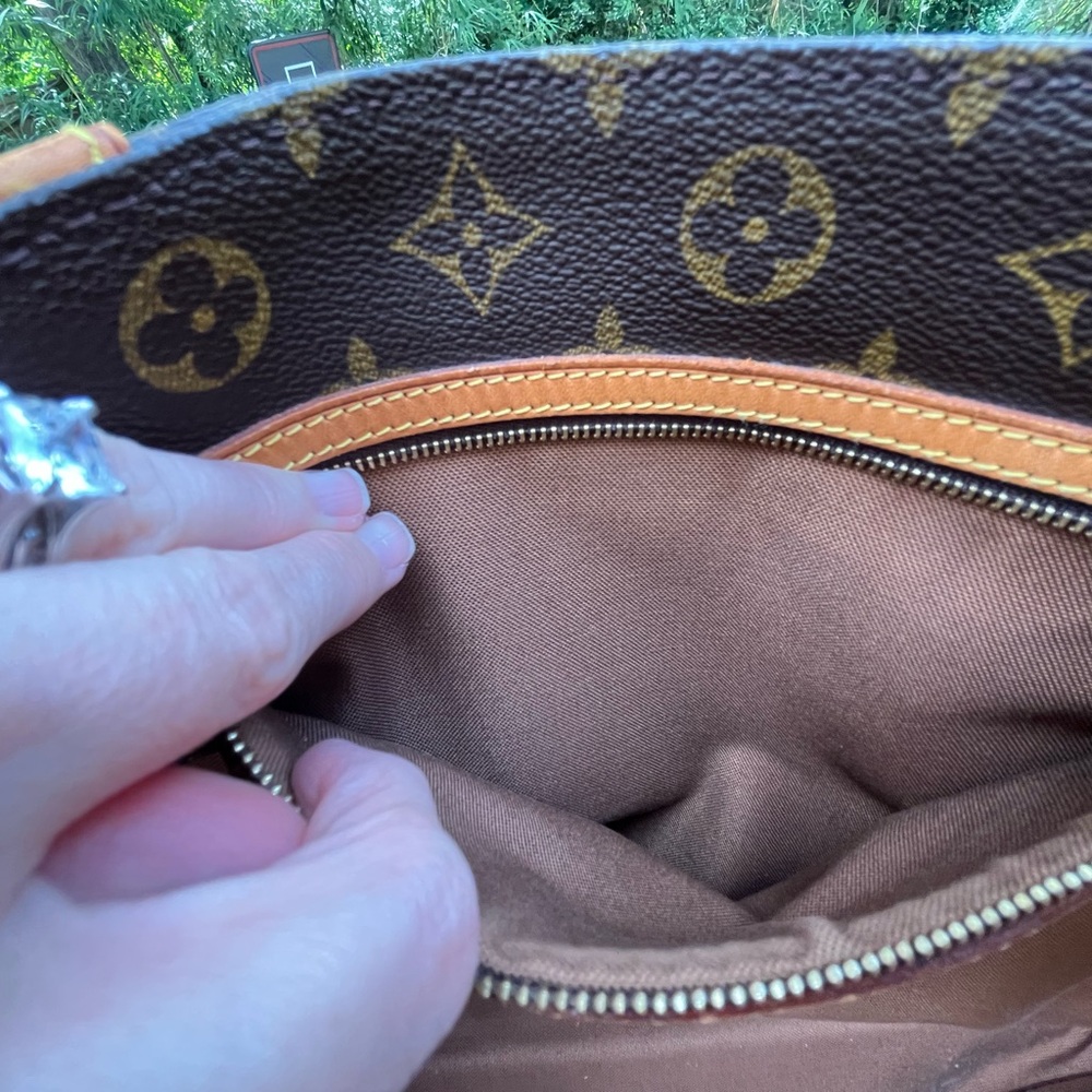 Louis Vuitton Authentic Vintage Shopping Sac - Picture 10 of 16